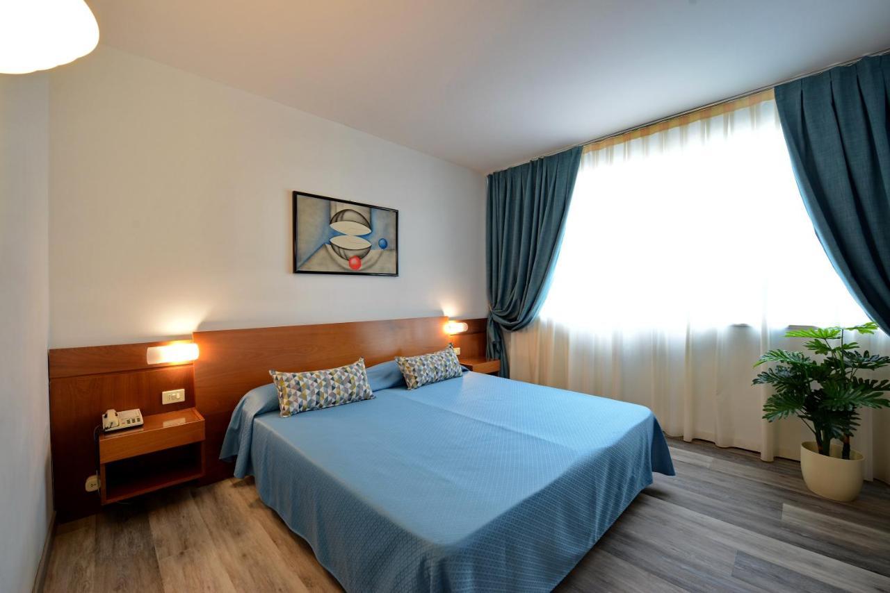 Hotel Krystal 3*